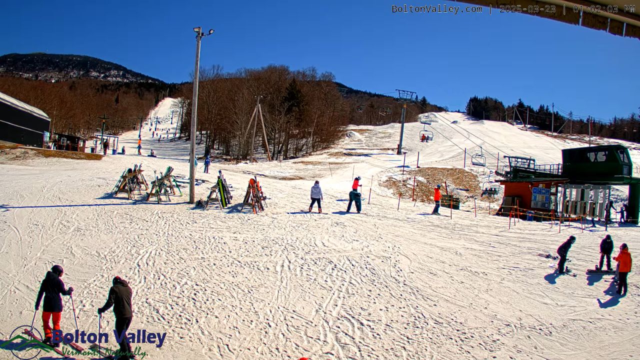 Bolton Valley Resort Live Cam – Main Base – Vermont