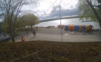 Green Lake Boathouse Live Cam - Washington