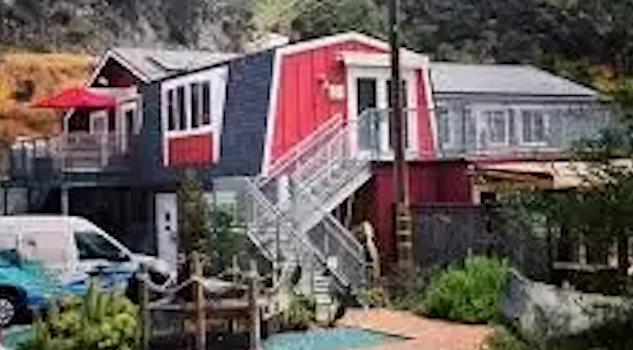 Pacific Marine Mammal Pool Live Cam – Laguna Beach, California