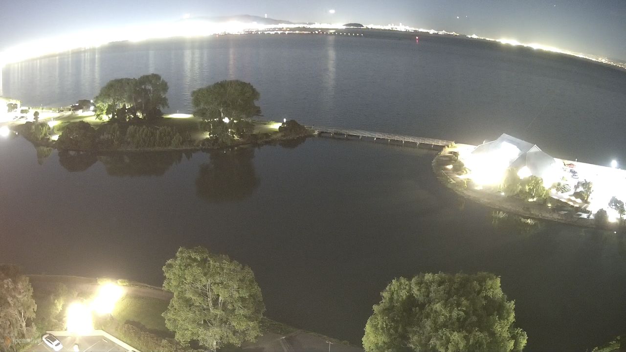 San Francisco International Airport Live Webcam