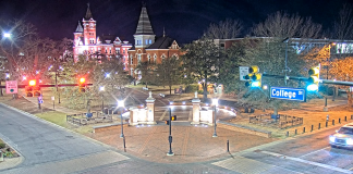 Live Cam From Toomer’s Corner – Auburn University  Alabama