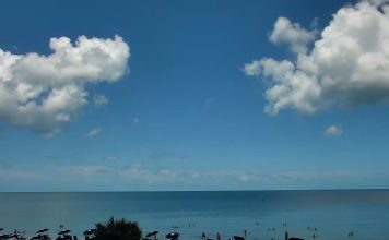 Naples Beach Hotel Live Cam - Florida