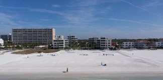 Island House Beach Resort Live Webcam - Siesta Key, Fl