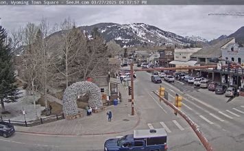 Jackson Hole Town Square Live Cam - Wyoming