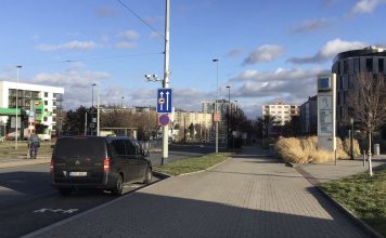 Evropská Avenue Live  Cam Prague Czech Republic New