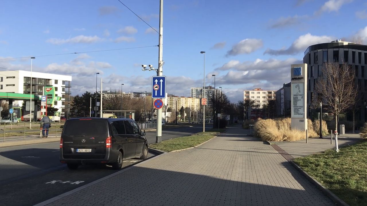 Live Webcam Evropská Avenue – Prague, Czech Republic