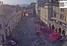 Piazza Del Comune In Assisi Live Webcam Video - Italy