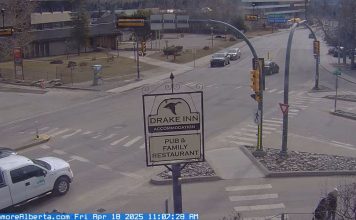 Railway Ave Alberta Canada Webcam In Hd