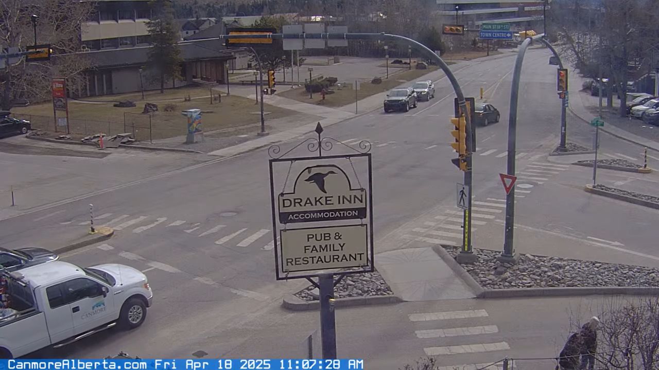 Railway Ave Alberta Canada Webcam in HD