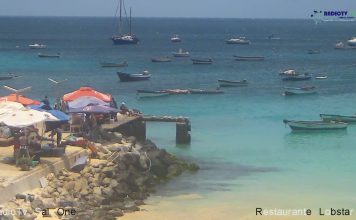 Santa Maria Harbour Live Cam - Cape Verde