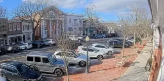 New York Southampton Village Traffic Live Stream Cam