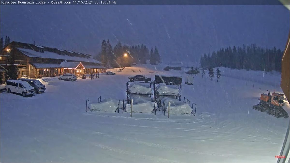 Togwotee Mountain Lodge Live Cam | Moran, Wyoming | HD Video