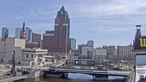 Milwaukee River Live Cam - Wisconsin