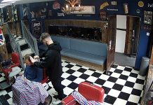 Buckingham Barbers Webcam - Barbershop England
