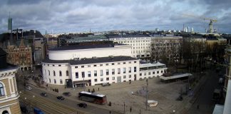 Erottaja Square Webcam - Helsinki, Finland - Live Video