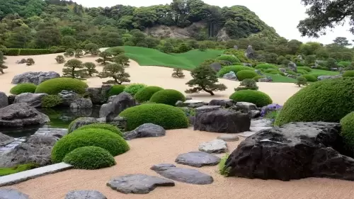 NEW Gardens at Adachi Museum Live Webcam