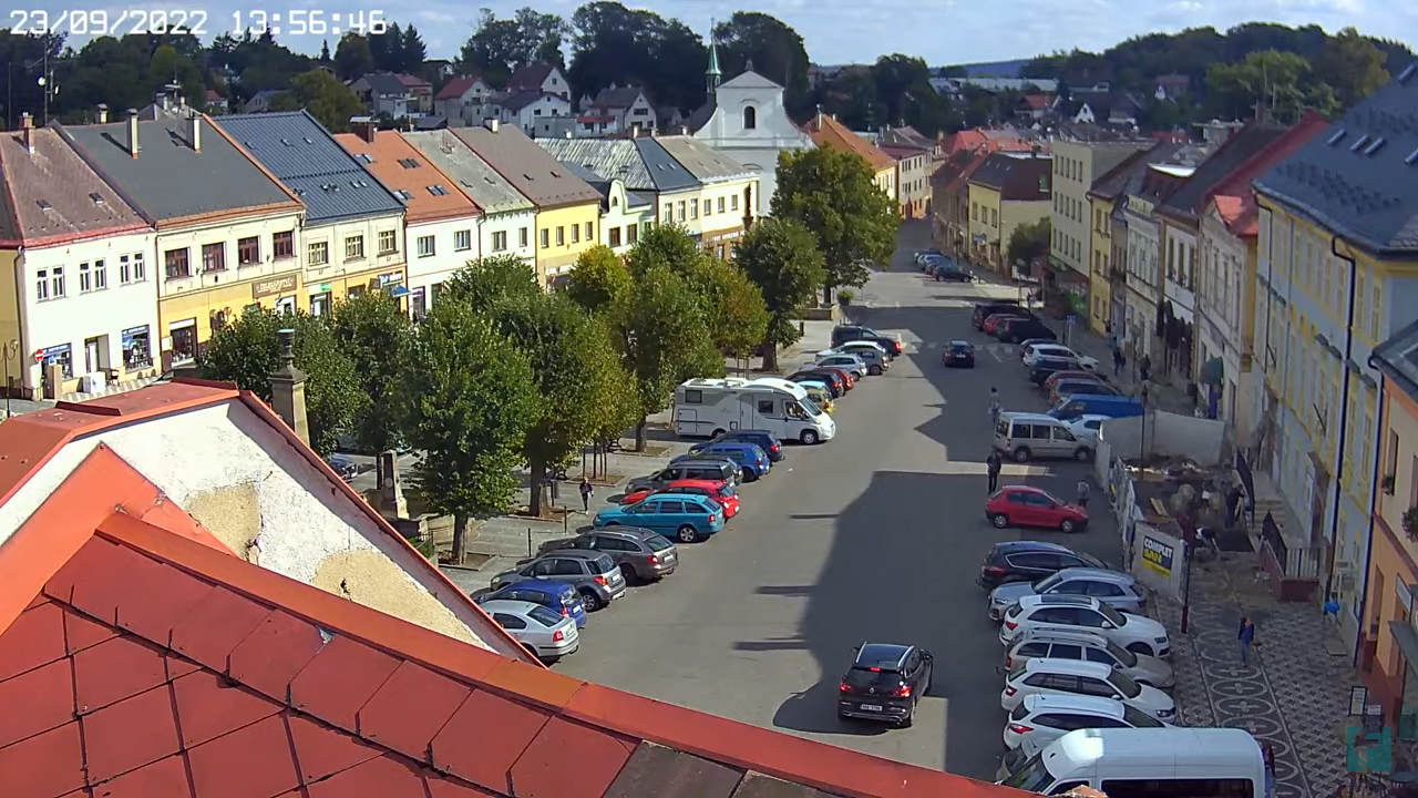 Hus Square Lomnice Nad Popelkou – Video Webcam