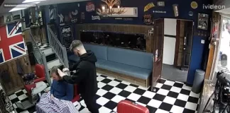 Live Cam In The Barbershop Buckingham England
