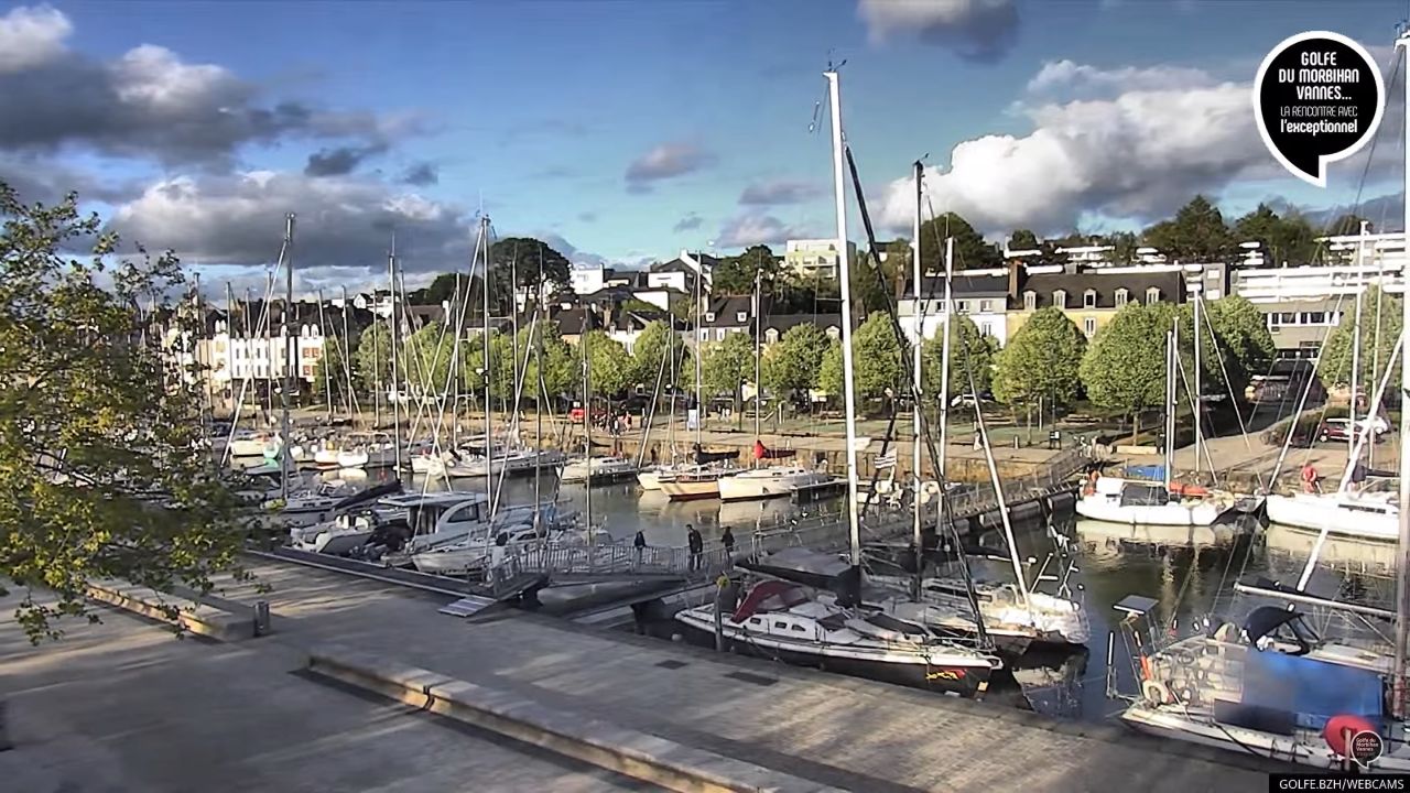Vannes Webcam – France – Port de Plaisance – Live Marina Video