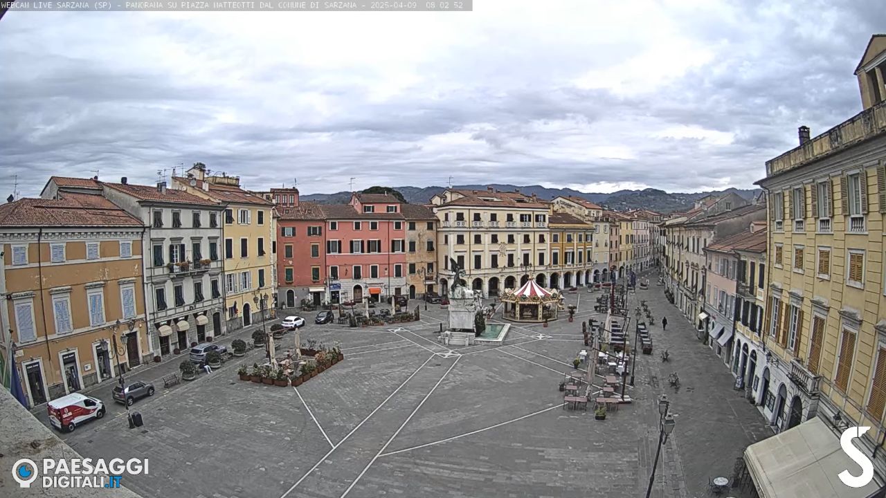 Piazza Giacomo Matteotti Live Webcam – Sarzana, La Spezia