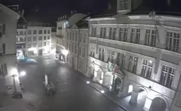 Place De La Palud Live Cam New Switzerland