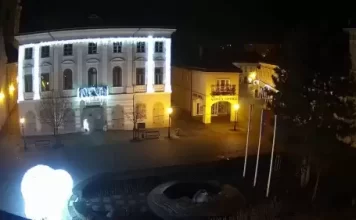 New City Hall Square Live Stream Cam Székesfehérvár, Hungary