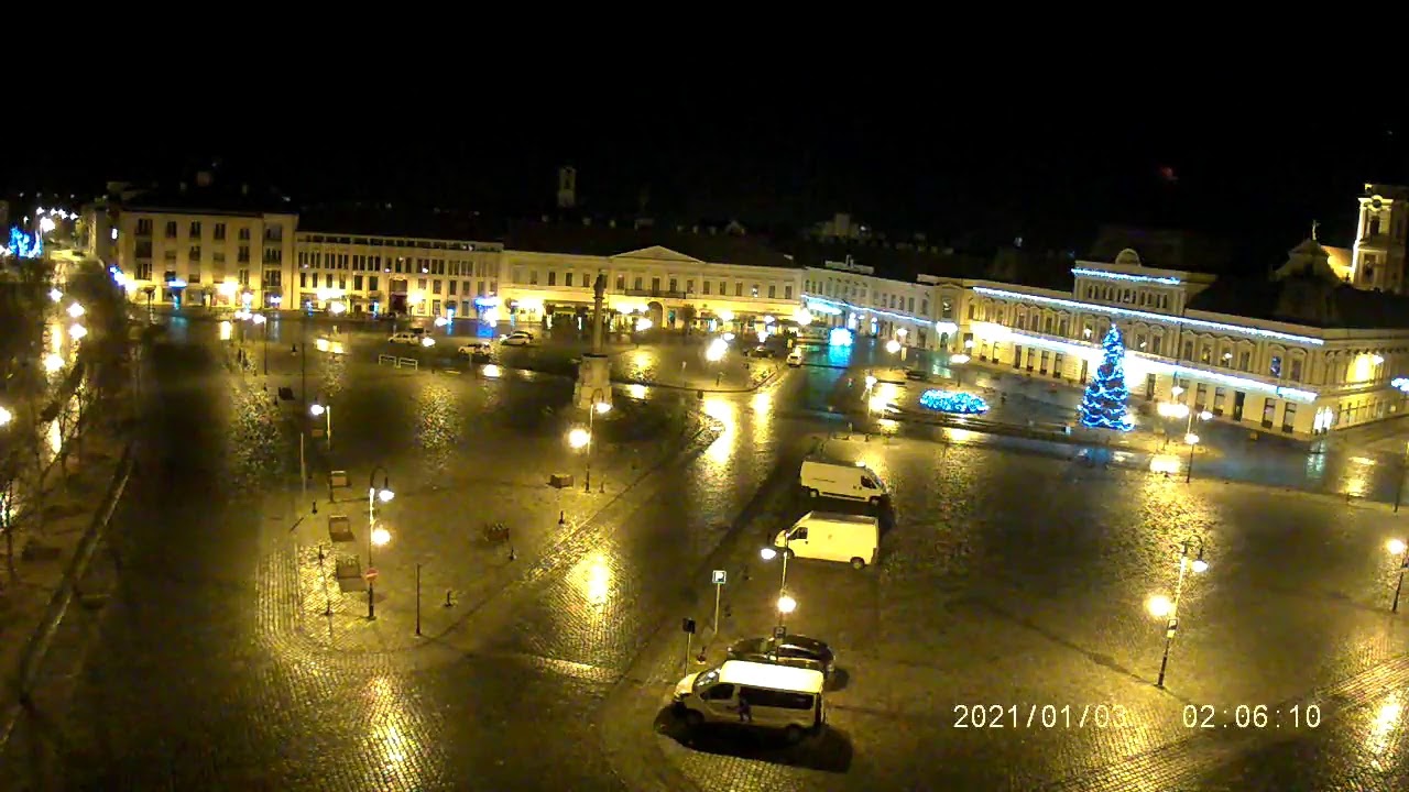 Live Webcam Holy Trinity Square – Baja, Hungary