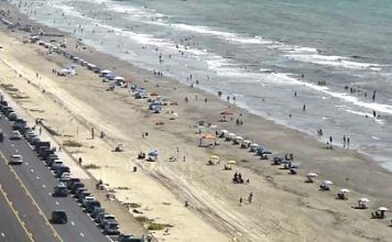 Babe's Beach Live Stream Cam Galveston, Texas New