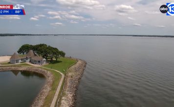 Lake Conroe, Texas Live Stream Webcam