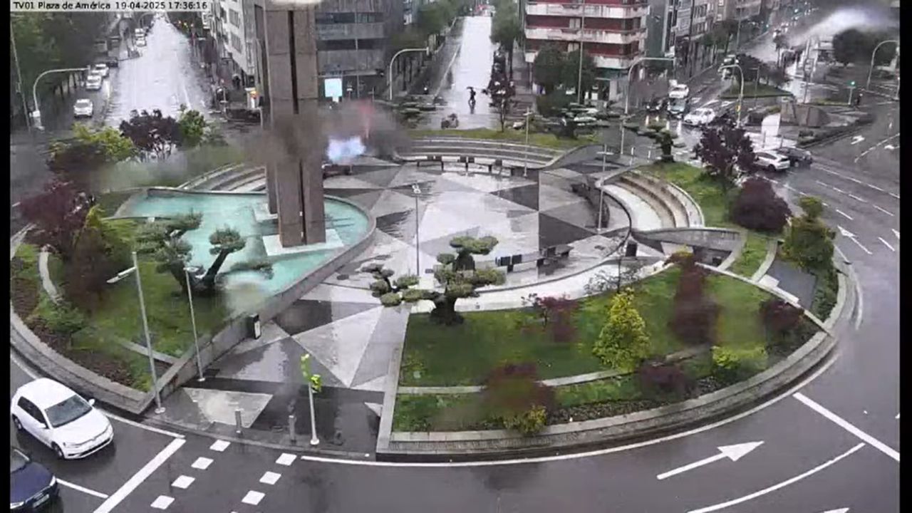 Praza América Live Webcam – Vigo, Spain