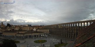 Roman Aqueduct Live Cam Stream Artillería Square, Segovia New
