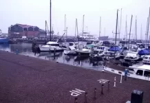 Dormakade Quay Live Cam Stream New In Urk, Netherlands