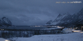 Grunnfarnesbotn Fjord Live Webcam - Troms, Norway