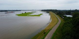 Waal River Live Stream Cam New In Varik, Netherlands