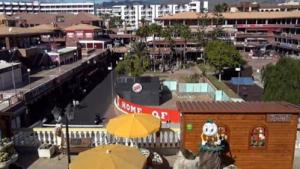 Yumbo Centre Live Cam Playa Del Ingés New