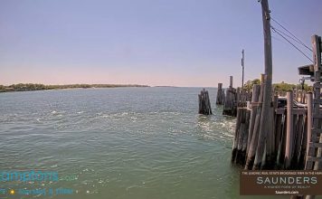 Live Cam South Ferry - Shelter Island, New York - Video