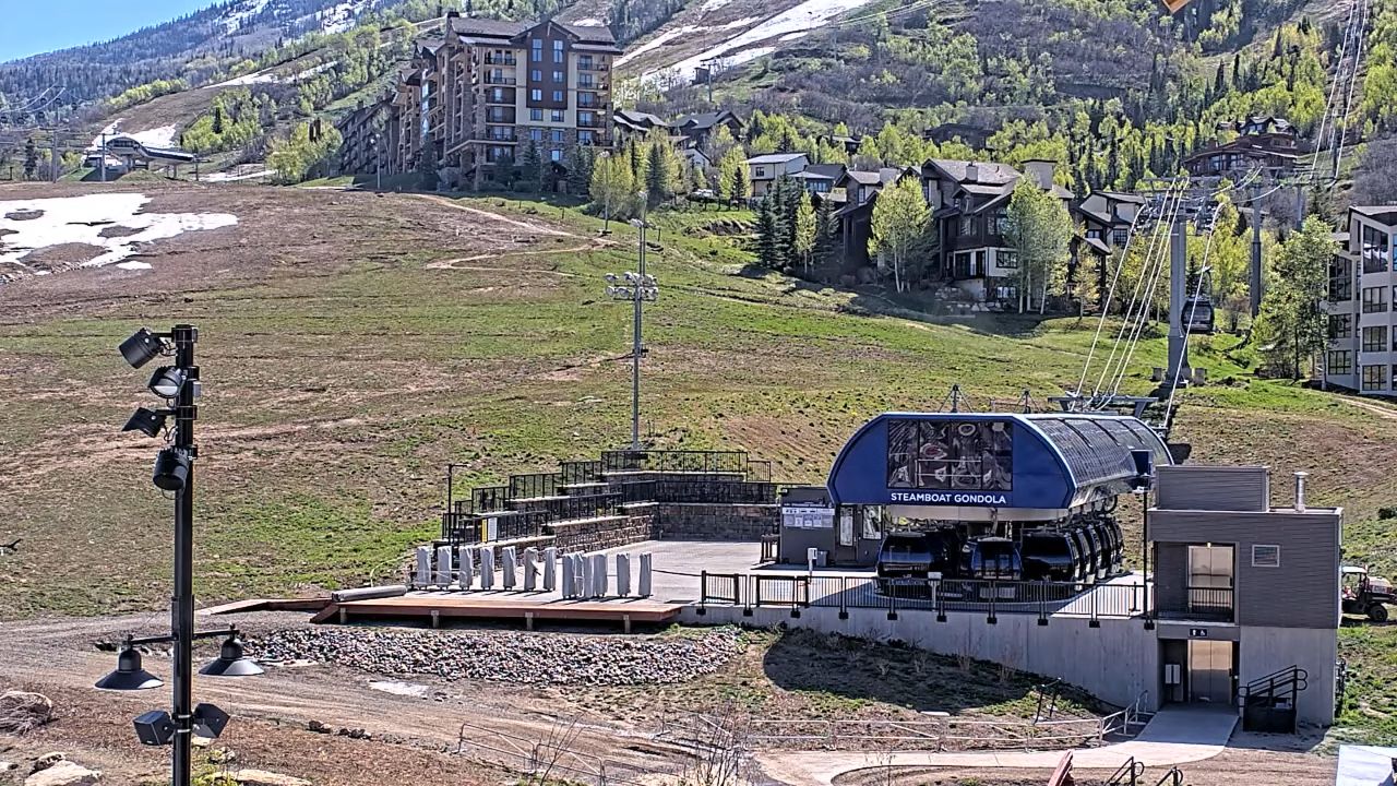 Live HD Webcam Gondola Square Steamboat Ski Resort