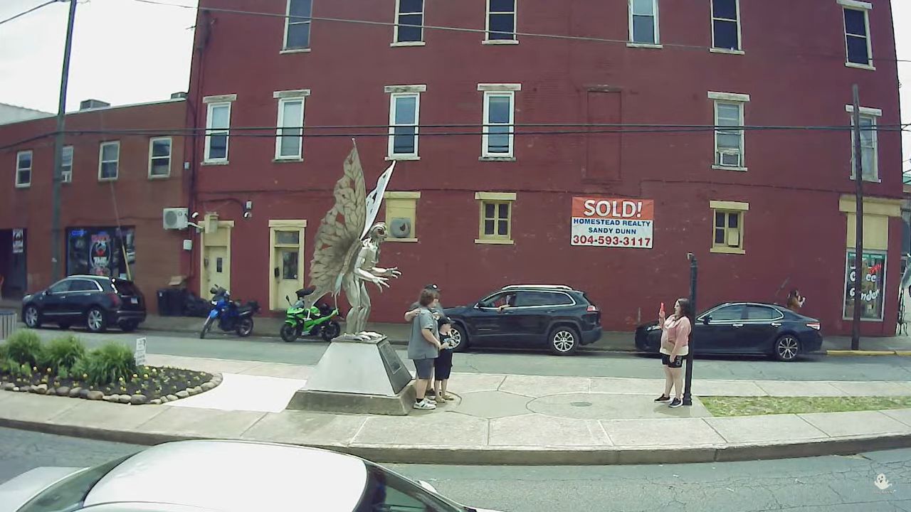Mothman Museum Live Webcam Point Pleasant, WV