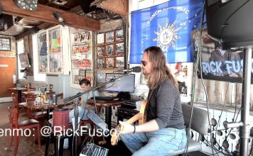 Two Friends Patio Live Webcam - Key West, Florida