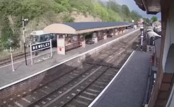 Live Bewdley South Station Cam Worcestershire, England New