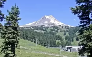 Mount Hood, Oregon Live Webcam Meadows Ski Resort New