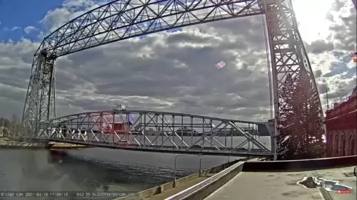 Lift Bridge Duluth - Minnesota - Live HD Webcam