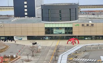 Hokkaido, Japan Live Webcam Hakodate Station Square