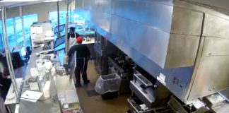 Live Kitchen Cam 2 Dauphin’s Casual Fine-dining  Mobile, Alabama