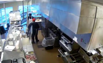 Live Kitchen Cam 2 Dauphin’s Casual Fine-dining  Mobile, Alabama