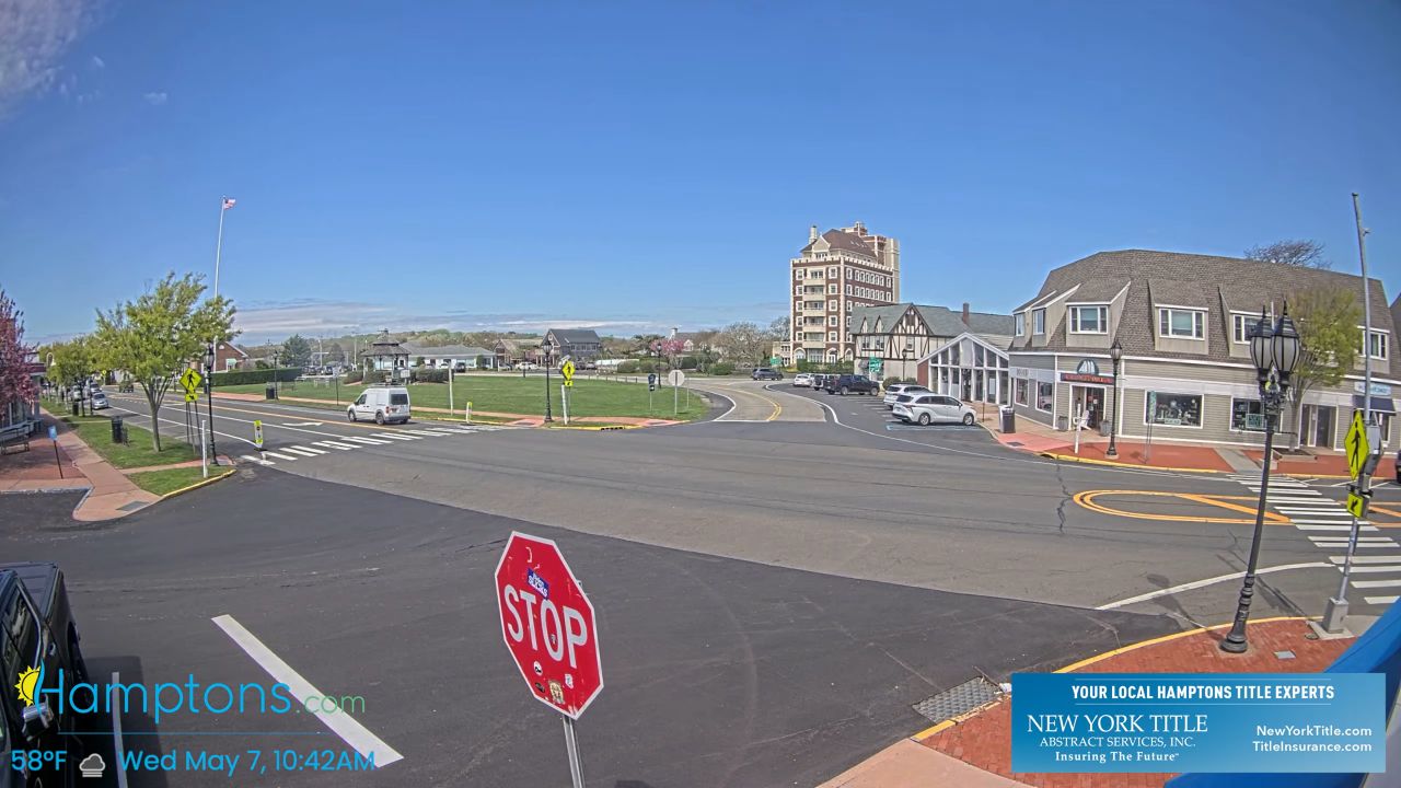 Live Montauk, New York Webcam Downtown Circle