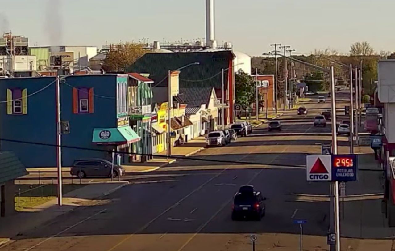 Live HD Webcam Downtown Lawton, Michigan