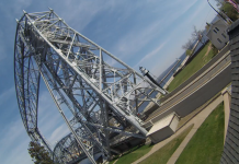 Duluth Harbor Aerial Lift Bridge Live Webcam - Minnesota