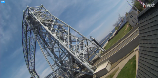 Duluth Harbor Aerial Lift Bridge Live Webcam - Minnesota