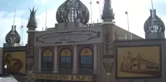 Mitchell Corn Palace South Dakota | World's Only Corn Palace